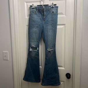BRAND NEW WO TAGS hollister flare jeans